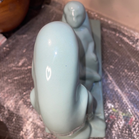 Post Modern 1980’s Mother and Child Slip cast Haeger Ceramic Sculpture - Picture 9 of 16